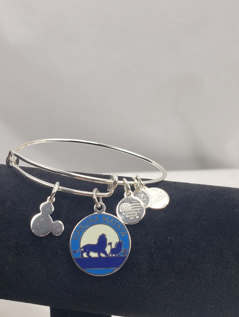 Alex and Ani Disney Hakuna Matata Bracelet